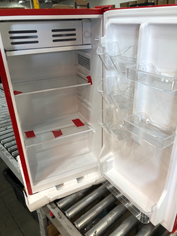 Photo 3 of Frestec 3.1 CU' Mini Refregiator, Compact Refrigerator, Small Refrigerator with Freezer, Red (FR 310 RED)