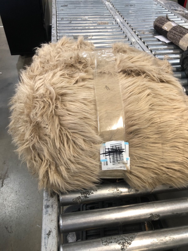 Photo 1 of Latepis Fuzzy Circle Rugs for Living Room Beige Round Rug 10ft Washable Shag Rug Fluffy Boho Rug Faux Sheepskin Fur Rug for Bedroom Large Room Carpet Home Decor 10 x 10 ft Round Beige