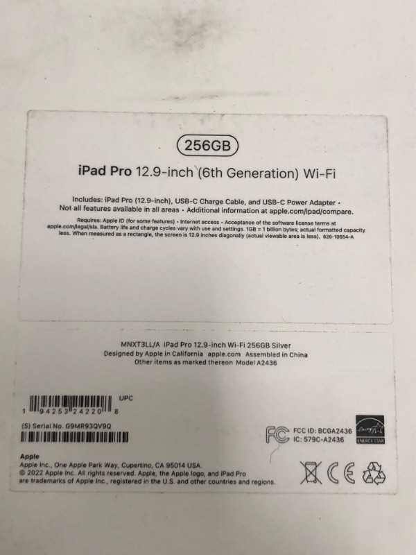 Photo 5 of Apple iPad Pro 12.9-inch (6th Generation): with M2 chip, Liquid Retina XDR Display, 256GB, Wi-Fi 6E, 12MP front/12MP and 10MP Back Cameras, Face ID, All-Day Battery Life – Silver
