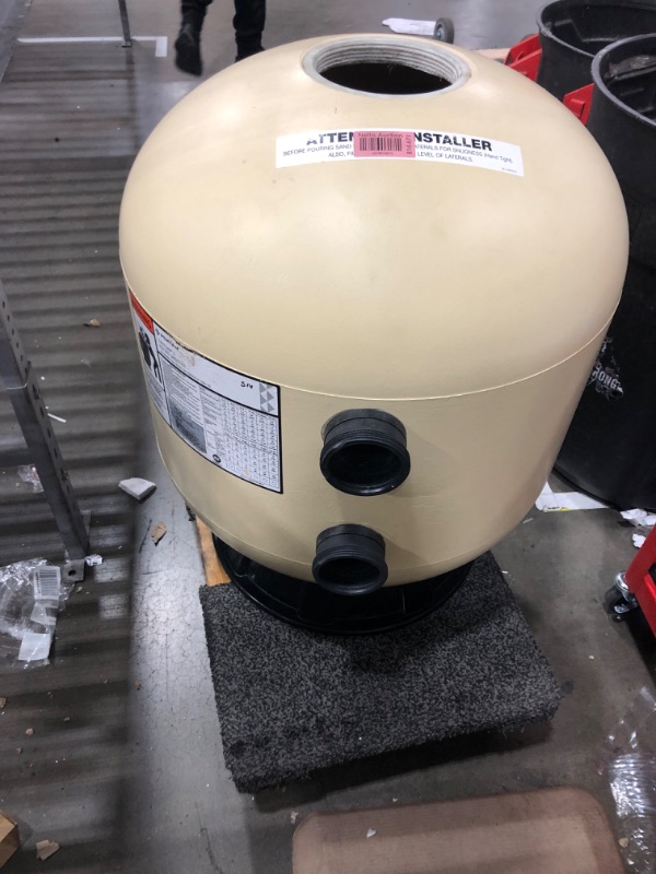 Photo 3 of ***HEAVILY USED AND DIRTY - SEE PICTURES - UNABLE TO TEST - NO PACKAGING***
Pentair 140264 Triton II Side Mount Filter TR60 Fiberglass Sand Filter without Valve