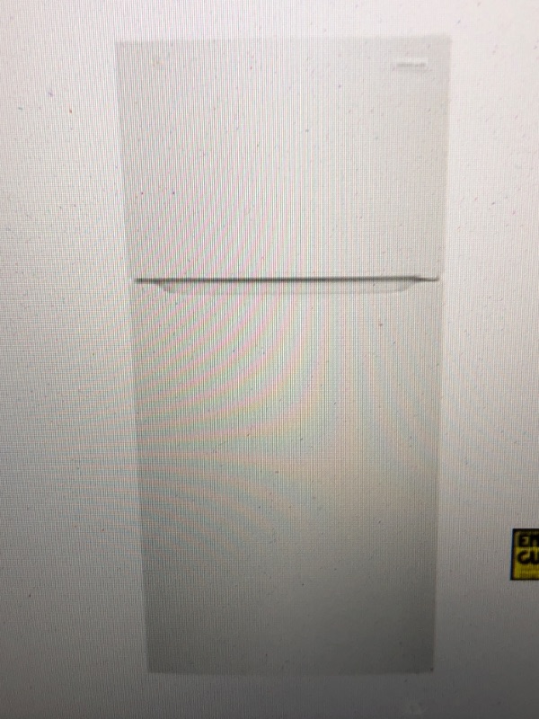 Photo 1 of Frigidaire Garage-Ready 18.3-cu ft Top-Freezer Refrigerator (White)
