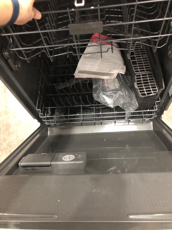 Photo 3 of Frigidaire Top Control 24-in Built-In Dishwasher (Fingerprint Resistant Stainless Steel) ENERGY STAR, 52-dBA