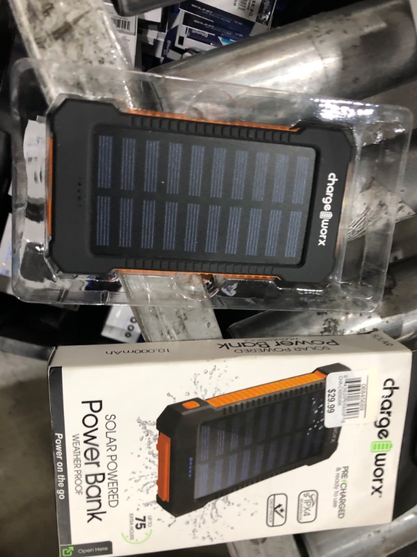 Photo 2 of Chargeworx 10000Mah Premium Solar Power Bank with Dual USB Ports
