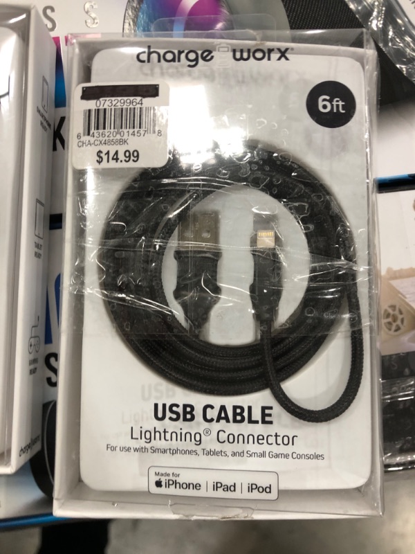 Photo 1 of Charge Worx 6ft Lightning Cable
