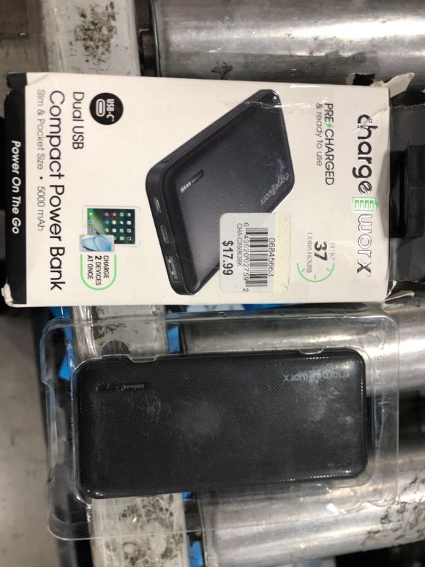 Photo 1 of Chargeworx - 5,000mAh Dual USB Slim Power Bank - Black

