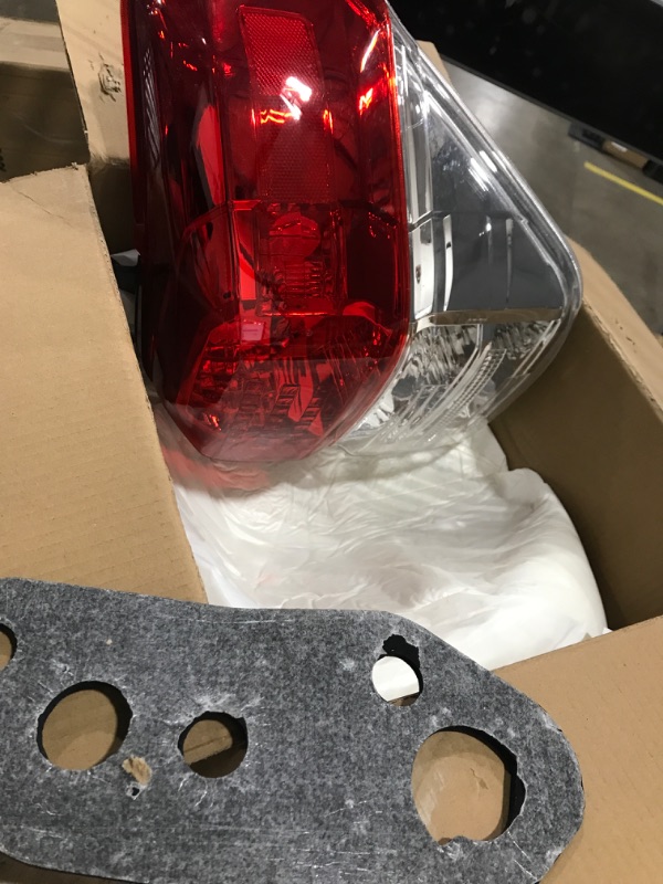 Photo 2 of Duolctrams Brake Tail Light Rear Lamp Assembly Right Passenger Side Compatible with 2010-2013 Toyota 4Runner 81551-35360 TO2819147 Right (Passenger Side)