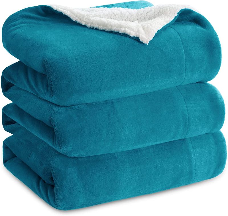 Photo 1 of Bedsure Sherpa Fleece King Size Blanket for Bed - Thick and Warm Blankets for Winter, Soft and Fuzzy Large Blanket King Size, Teal, 108x90 Inches
