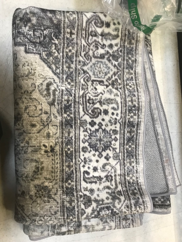 Photo 1 of 8FT X 6X AREA RUG