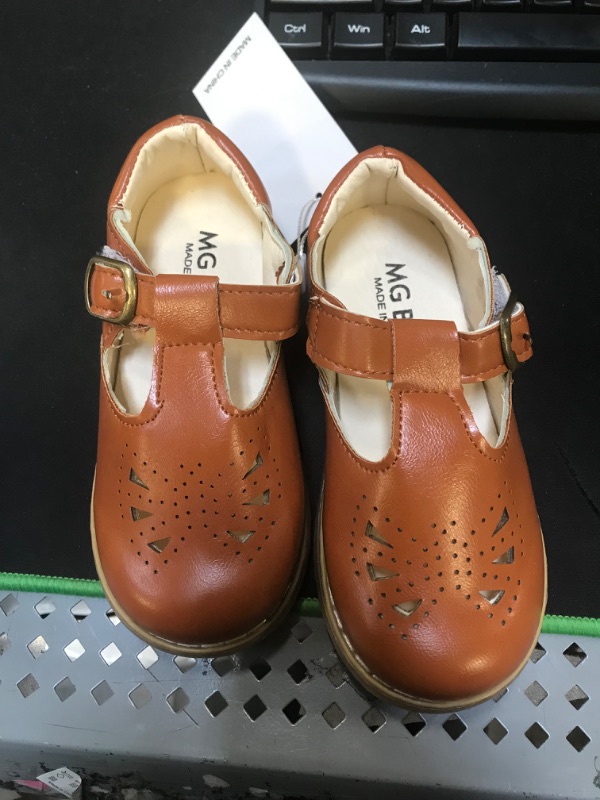 Photo 2 of DADAWEN Girl's Classic Mary Jane Flats School Uniform Shoes Dress Shoes Party Wedding Shoes  ***SIZE 8 TODDLER***