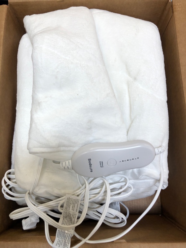 Photo 1 of bedsure heated blanket model white ly02b-b / SIZE UNKNOWN 