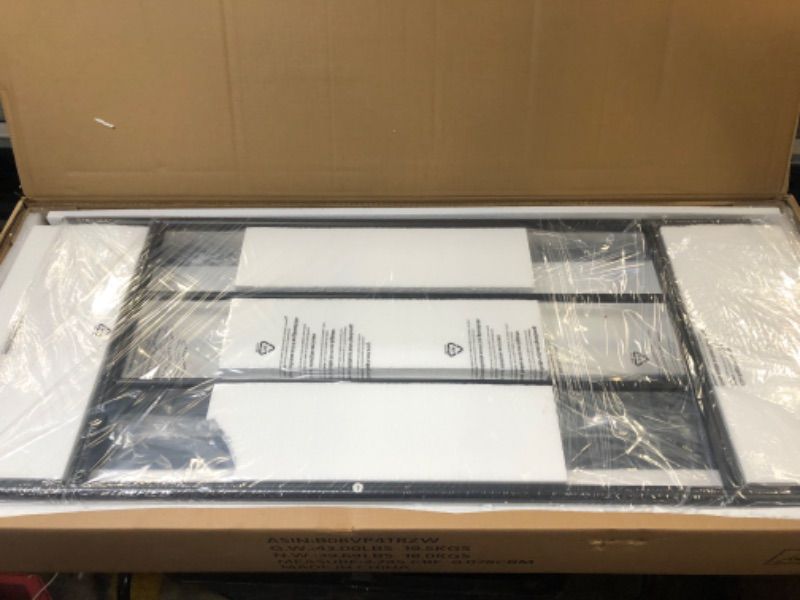 Photo 1 of Amazon Basics Modern Studio 14-Inch Platform Metal Bed Frame, Twin