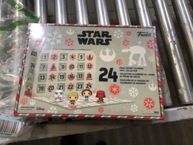 Photo 2 of Funko Pop! Advent Calendar: Star Wars - Holiday, Multicolor, One Size
