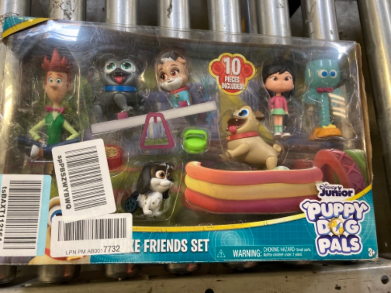 Photo 2 of Disney Puppy Dog Pals Deluxe Figure Set