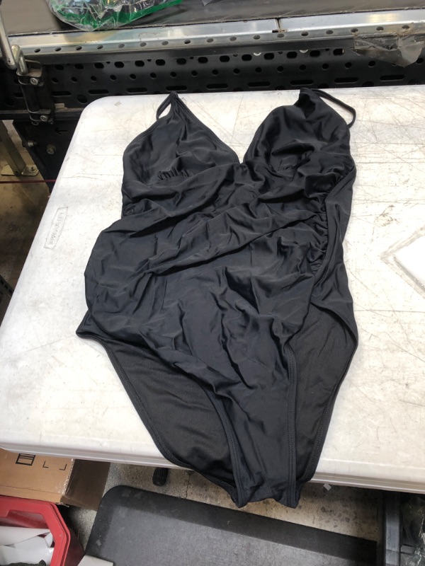 Photo 1 of   WOMENS BLACK  Swimsuit SIZE 2XL