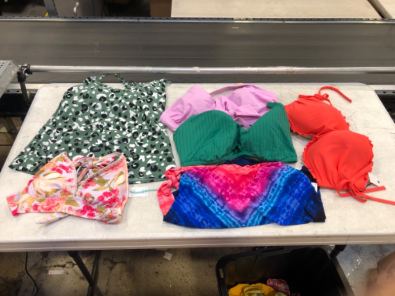 Photo 1 of bag of swimwear differents sizes 