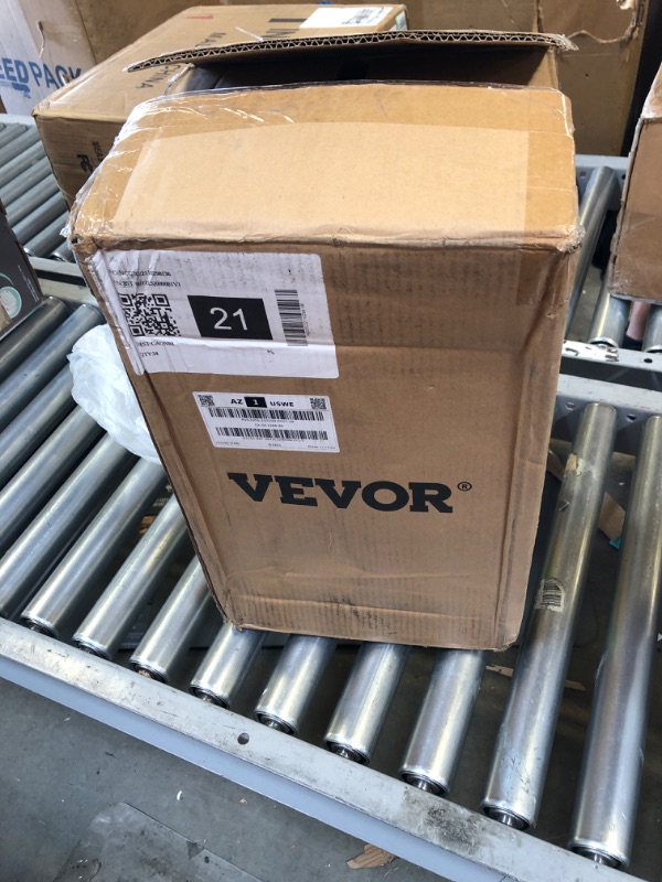 Photo 1 of VEVOR 1.1 Gal Water Distiller, 750W Distilled Water Machine, 4L Distilling Pure Water Machine w/Plastic Container, Water Distillation Kit w/Button, Countertop Distilled Water Maker for Home (White)
