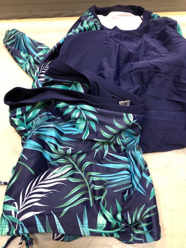 Photo 2 of Aqua Eve Women Two Piece Rash Guard Long Sleeve Swimsuit Swim Shirt with Shorts Modest Bathing Suit UPF 50+ Blue Leaf XX-Large