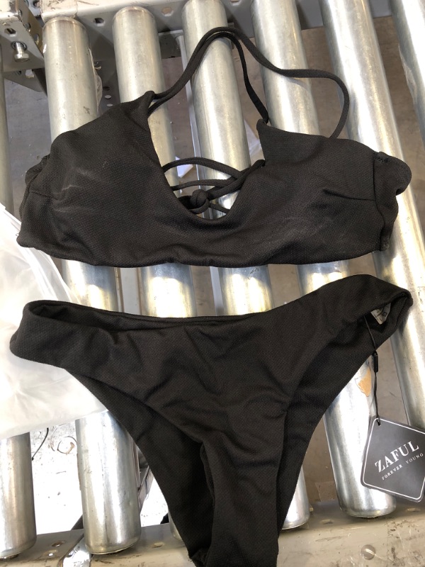 Photo 1 of Black 2PCS Bikini Set M 