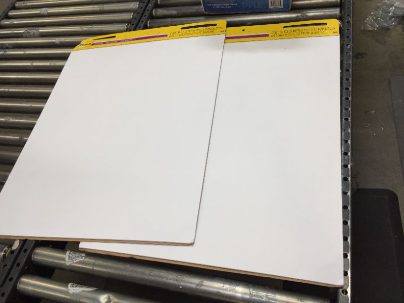 Photo 2 of Post-it Super Sticky Easel Pad, 25 in x 30 in, White, 30 Sheets/Pad, 2 Pad/Pack, Large White Premium Self Stick Flip Chart Paper, Super Sticking Power (559)
