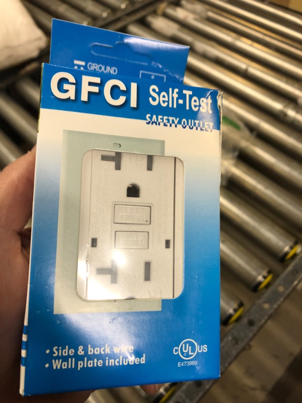 Photo 1 of GFCI SELF TEST OUTLET 