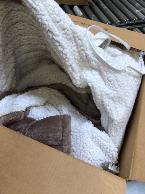 Photo 1 of LARGE ELECTRIC BLANKET 