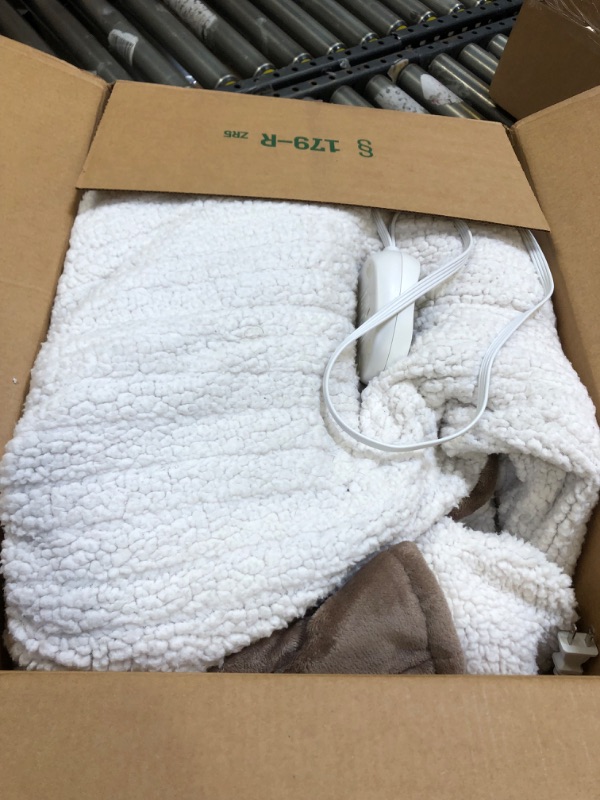 Photo 1 of LARGE ELECTRIC BLANKET 