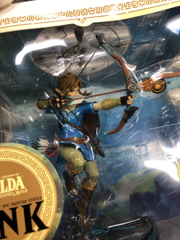 Photo 4 of First 4 Figures The Legend of Zelda: Breath of The Wild: Link Figure, Blue
NEW - DAMAGED BOX