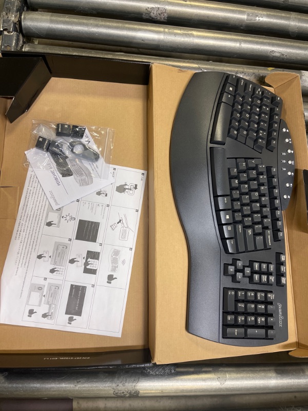 Photo 1 of Wireless Ergonomic Keyboard MISSING Gel Wrist Rest 