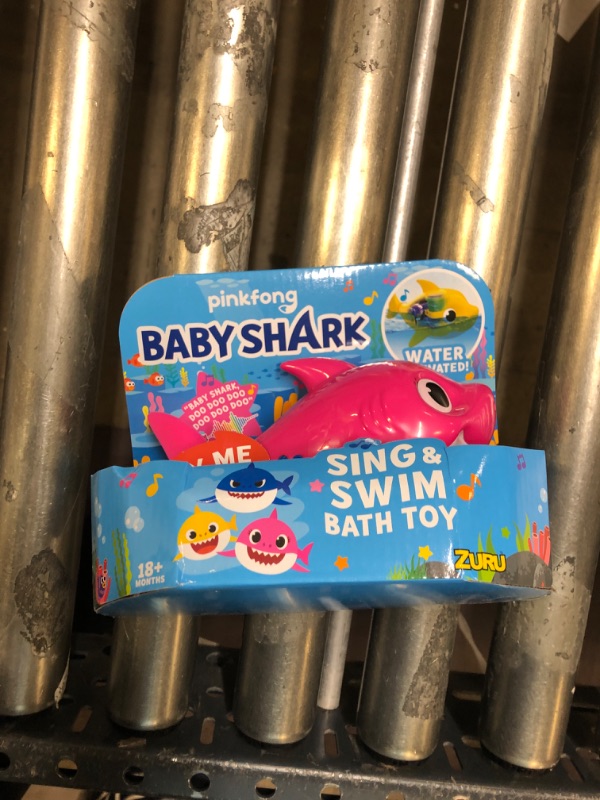 Photo 2 of Baby Shark Bath Toy - Baby Shark PINK