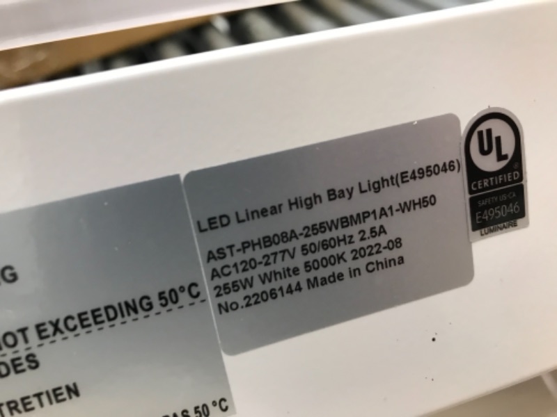 Photo 3 of 255 LED LINEAR HIGH BAY 