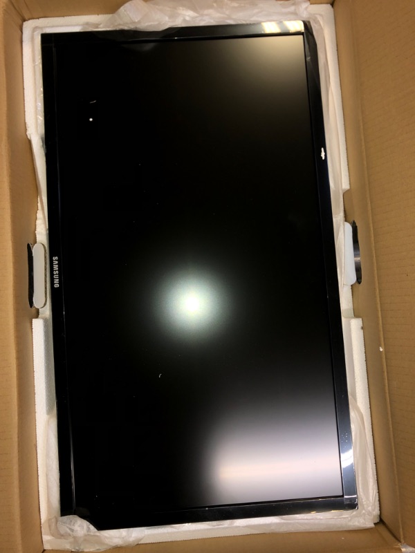 Photo 2 of SAMSUNG U28E590D 28-Inch 4k UHD LED-Lit Monitor 28 in