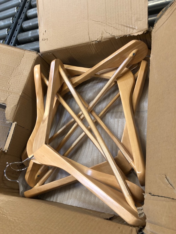 Photo 1 of 6 pcs wooden hangers 