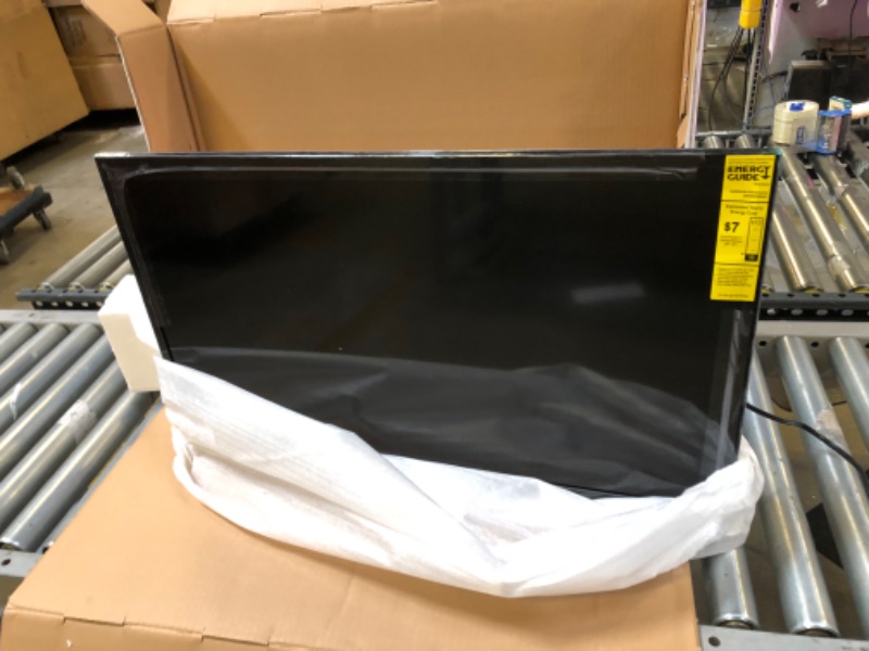 Photo 4 of SAMSUNG 32-inch Class LED Smart FHD TV 1080P (UN32N5300AFXZA, 2018 Model)
