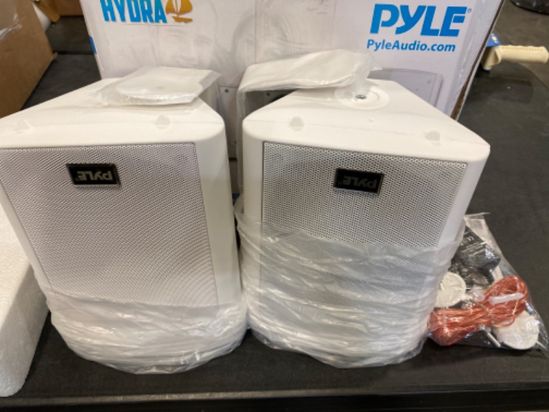 Photo 2 of Pyle Wall Mount Home Speaker System - Active + Passive Pair Wireless Bluetooth Compatible Indoor / Outdoor Water-resistant Weatherproof Stereo Sound Speaker Set with AUX IN - Pyle PDWR51BTWT (White)