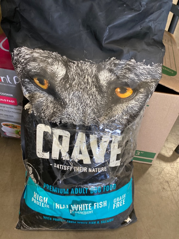 Photo 2 of Crave Grain Free Adult Dry Dog Food with Protein from Salmon and Ocean Fish - 22lbs NEW 