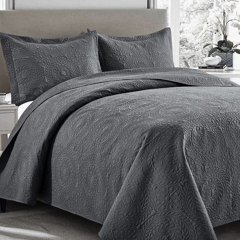 Photo 1 of AiJar Home Grey Quilt  Bedspread Coverlet - King Size - Medallion Pattern - (King (106"x96"), Grey