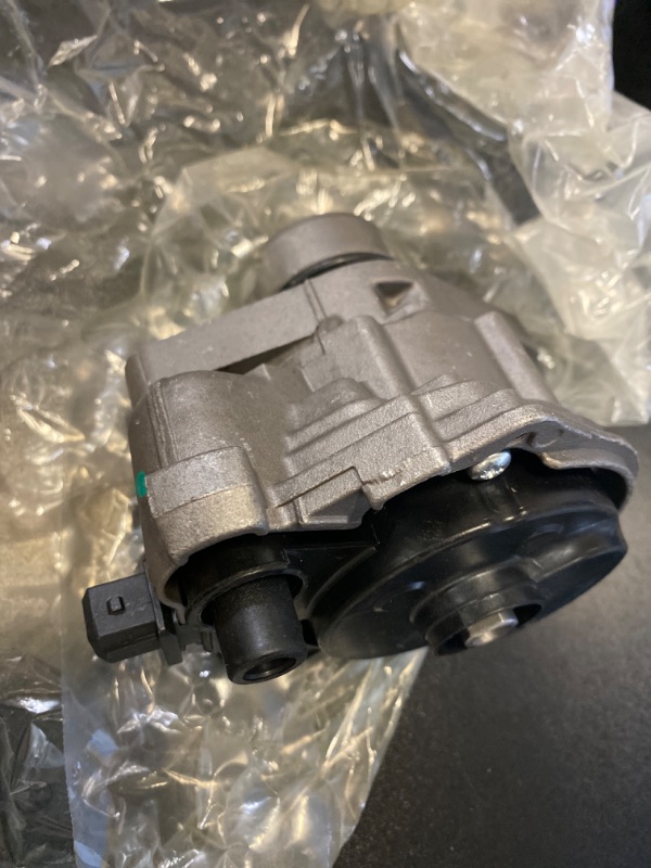 Photo 1 of Cardone 31-49601 Remanufactured HEI Electronic Distributor and Module NEW