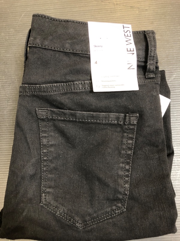 Photo 2 of NINE WEST Women's High Rise Perfect Skinny Jean
SIZE 4