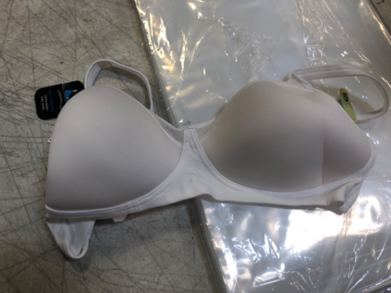 Photo 2 of Bali Women's One Smooth U Ultra Lite Spacer Wireless Bra Df3440 SIZE 42B White