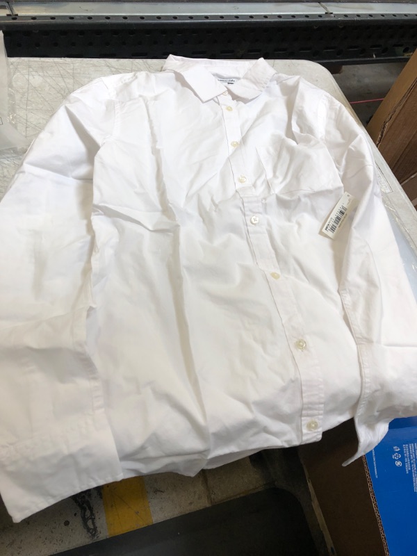 Photo 1 of Amazon Essentials Women's Classic-Fit Long-Sleeve Button-Down Poplin Shirt SIZE Small White