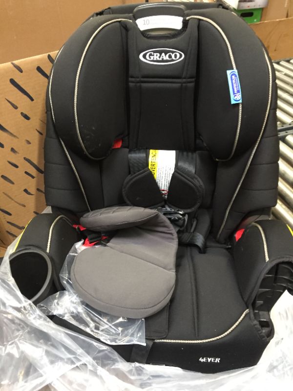 Photo 4 of Nuna RAVA Convertible Car Seat in Caviar