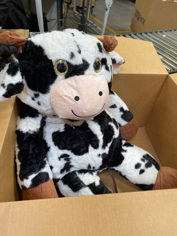 Photo 2 of EARTHSOUND Giant Cow Stuffed Animal Plush Toy,Large Cow Jumbo Cute Soft Toys,Big Size Huge Fluffy Plushy Oversized Fat Plushie,Gifts for Kids Girls Boys Girlfriend (30 inches, Black and White) 30 inches Black and White