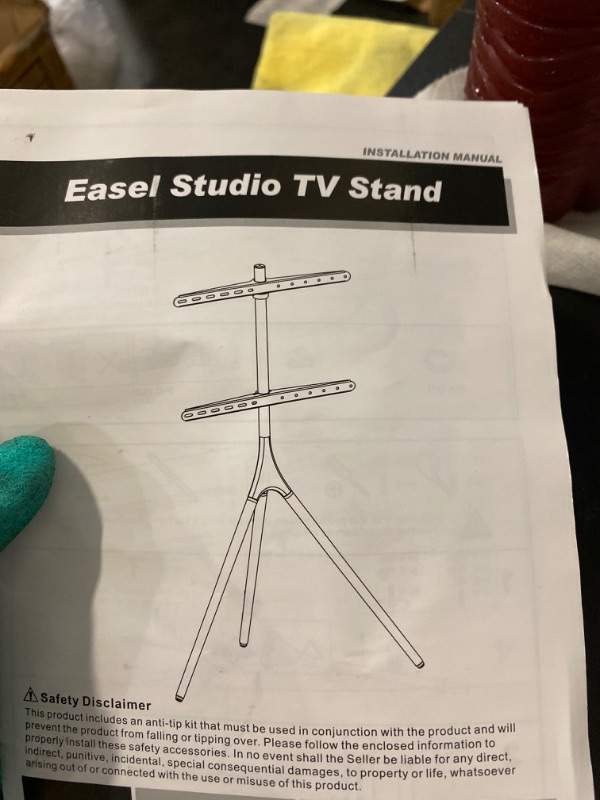 Photo 3 of Easel Artistic TV Stand