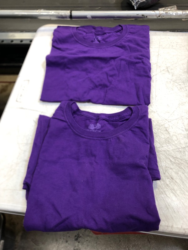 Photo 2 of 2 PCK FRUIT OF THE LOOM T SHIRT PURPLE LARGE