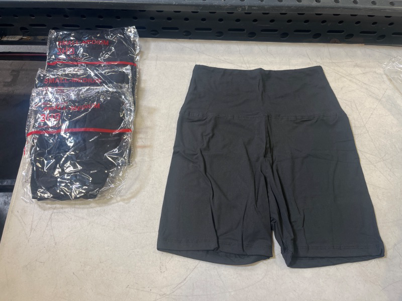 Photo 1 of 4CT BLK BIKER SHORTS - SML/MED