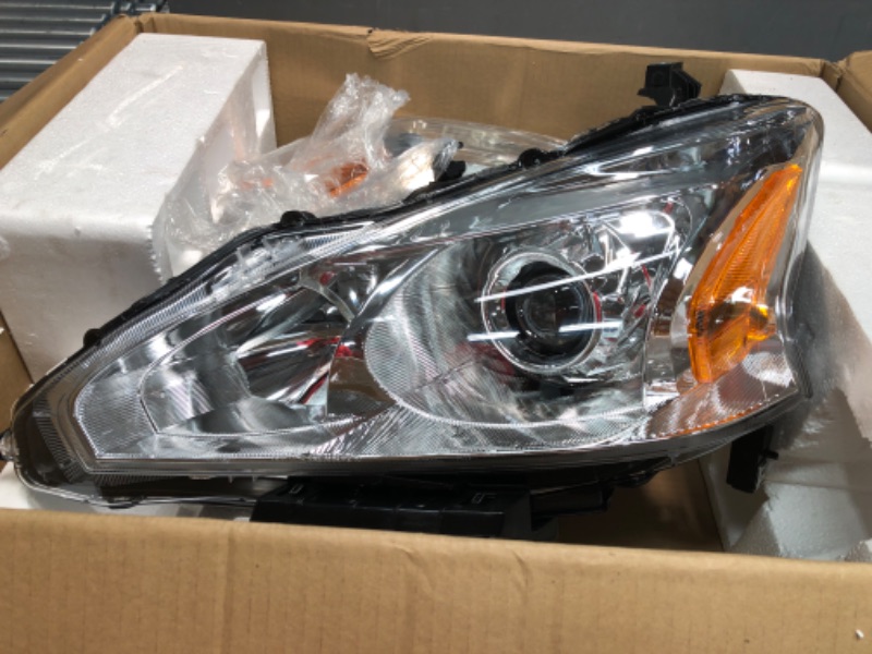 Photo 3 of **New!* ADCARLIGHTS 2013 2014 2015 Nissan Altima Headlight Assembly for 2013-2015 Nissan Altima Only fit 4Door Clear Lens Chrome Housing with Amber Reflector Headlamp Replacement Left and Right Pair
