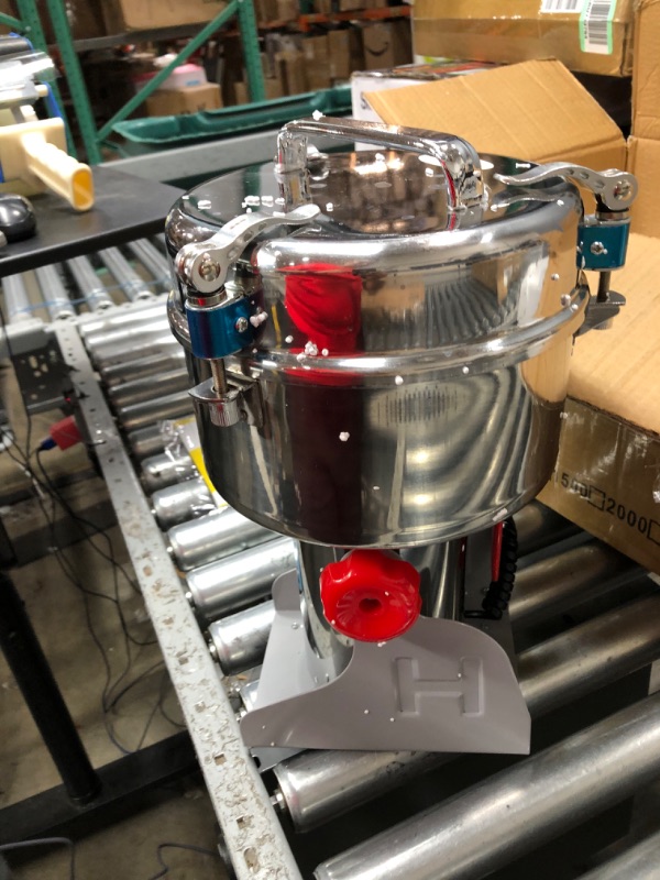 Photo 8 of **PARTS ONLY**DAMAGED**
CGOLDENWALL 2000g Electric Grain Grinder Mill Safety Upgraded 3000W High-speed Spice Herb Grinder Commercial Superfine Machine Dry Cereals Pulverizer CE 110V (2000g Swing Type)