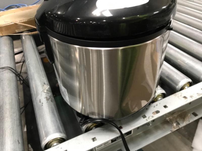 Photo 1 of Aroma Housewares ARC-914SBD Digital Cool-Touch Rice Grain Cooker and Food Steamer, Stainless, Silver, 4-Cup (Uncooked) / 8-Cup (Cooked)