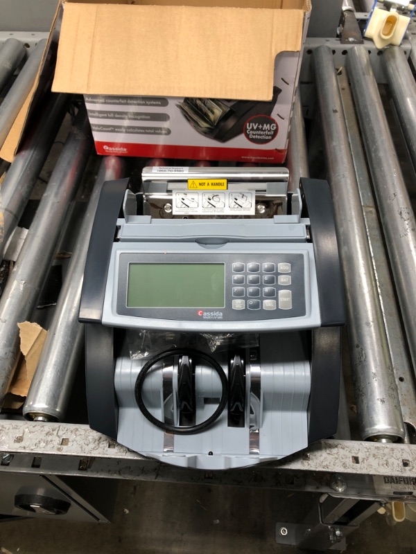 Photo 2 of Cassida 5520 UV/MG - USA Money Counter with ValuCount, UV/MG/IR Counterfeit Detection, Add and Batch Modes - Large LCD Display & Fast Counting Speed 1,300 Notes/Minute UV/MG Counterfeit Detection Detection