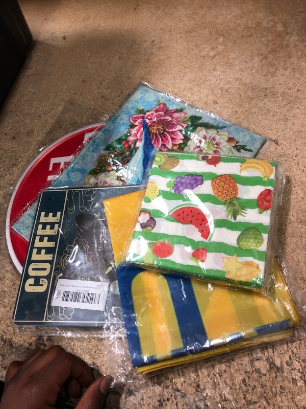 Photo 1 of decoration bundle 